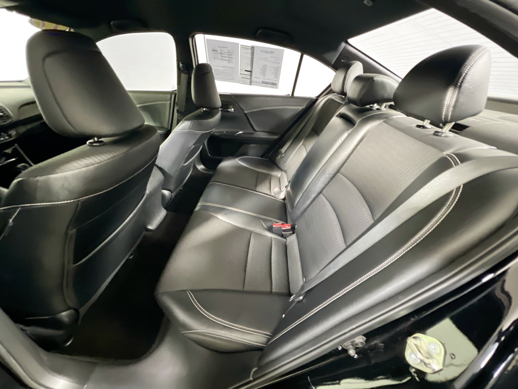 Used 2017 Honda Accord Sport image 27