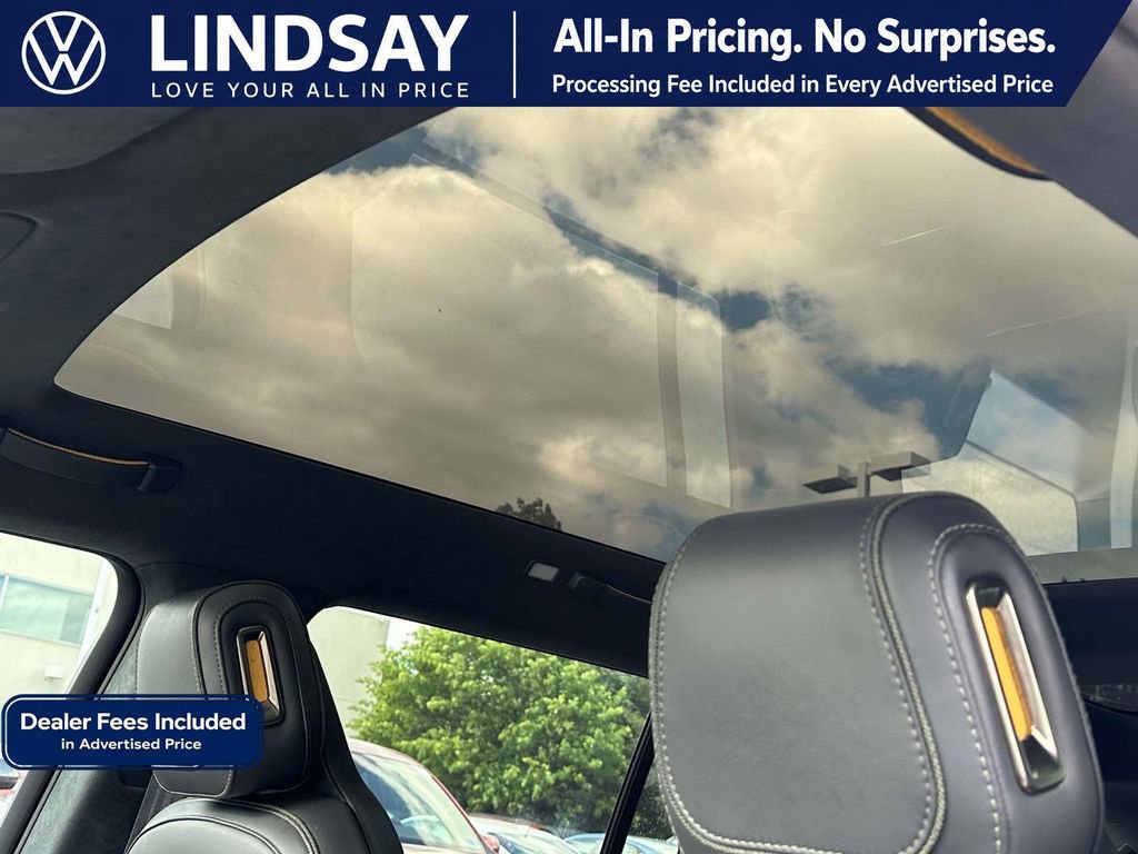 Used 2025 Rivian R1S Adventure AWD/4WD image 27