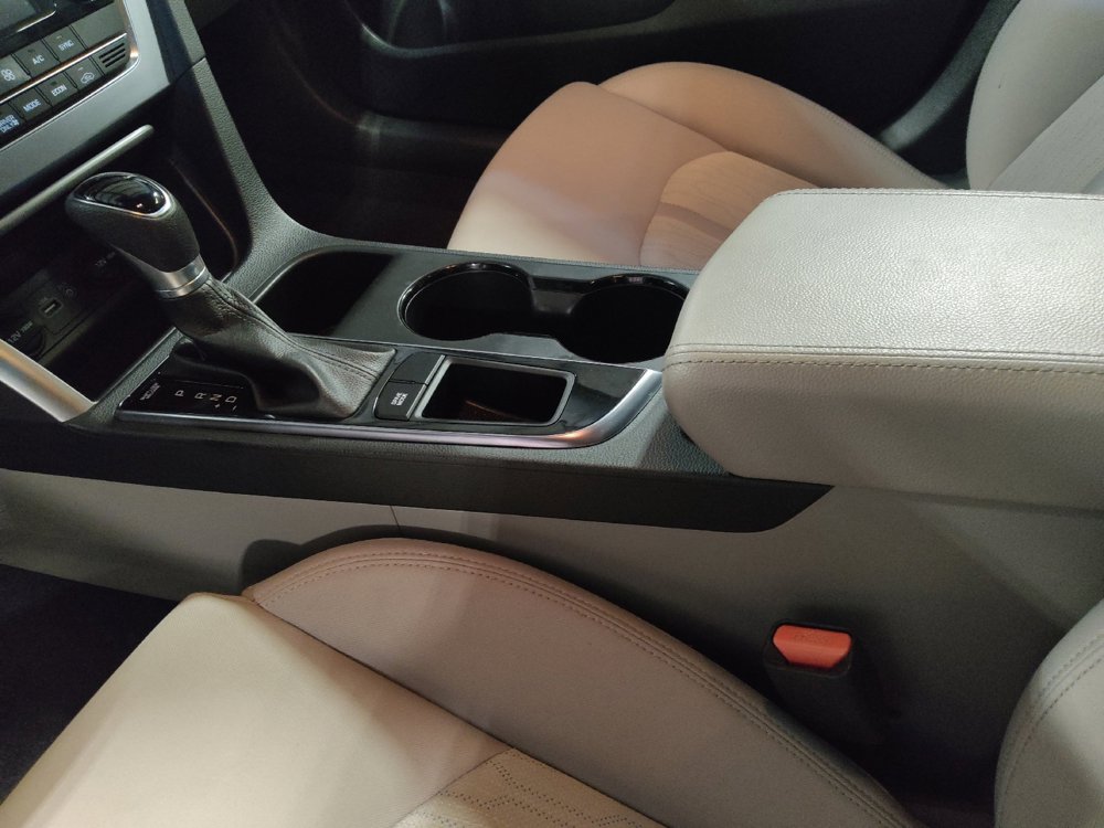 Used 2016 Hyundai Sonata SE FWD image 26
