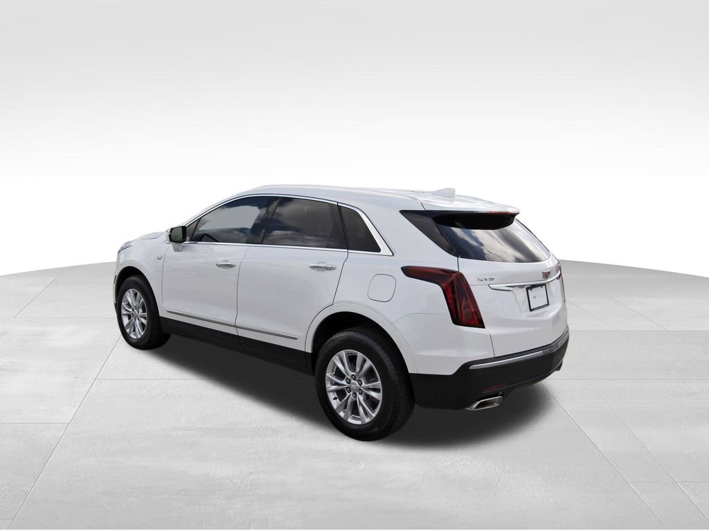 Certified 2025 Cadillac XT5 Luxury image 3