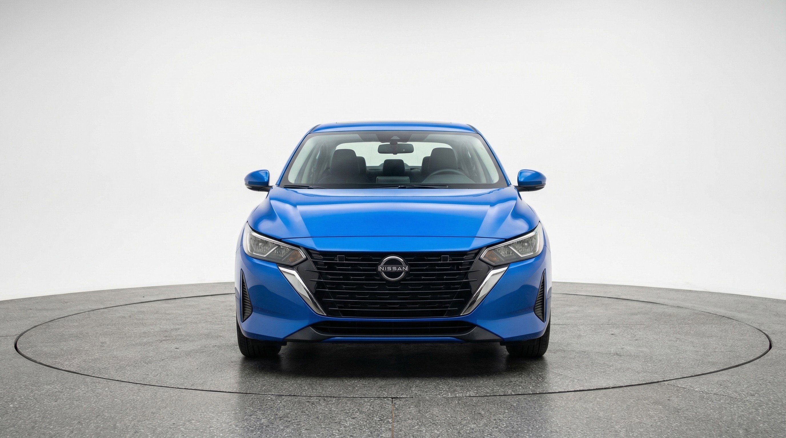 Used 2025 Nissan Sentra SV image 2