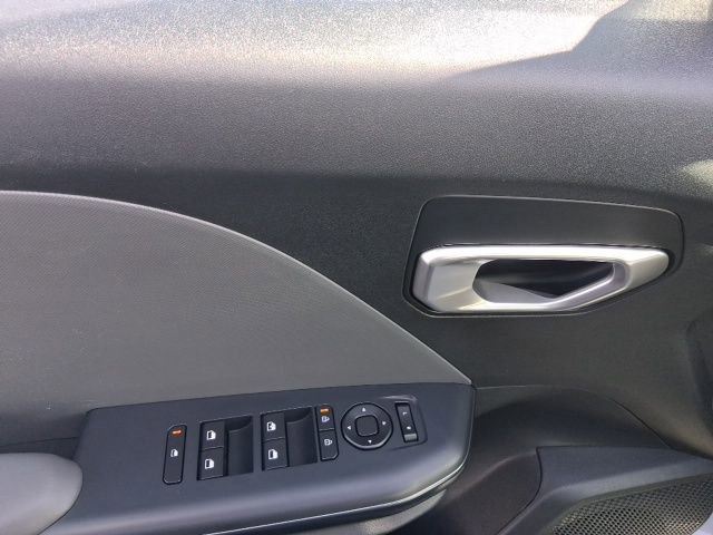 Used 2025 Kia K4 LXS image 14