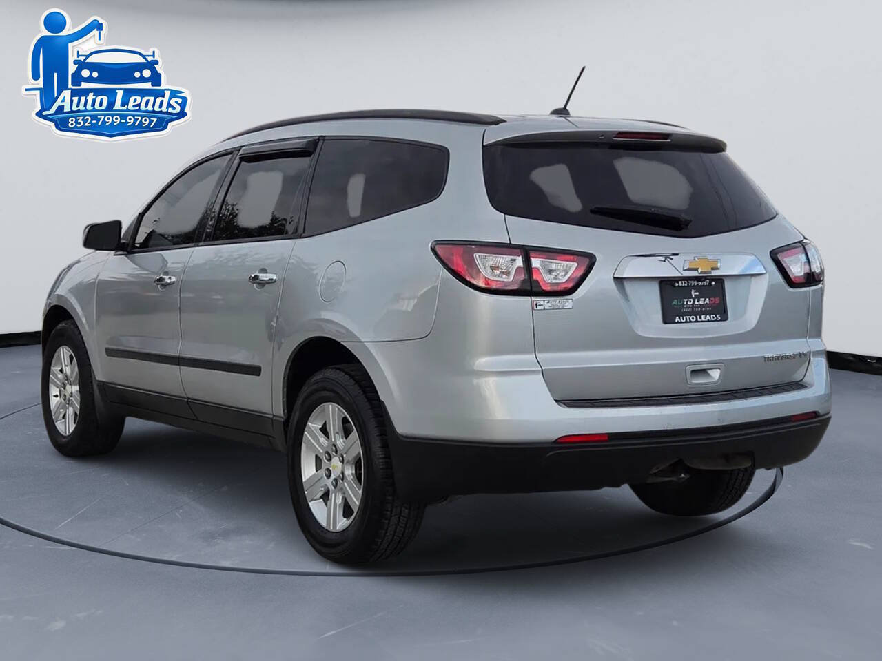 Used 2015 Chevrolet Traverse LS FWD image 6