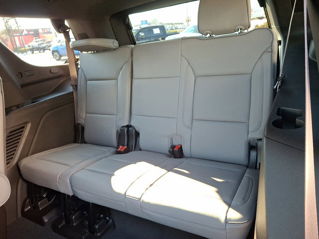Used 2022 GMC Yukon SLT w/ SLT Luxury Package image 11