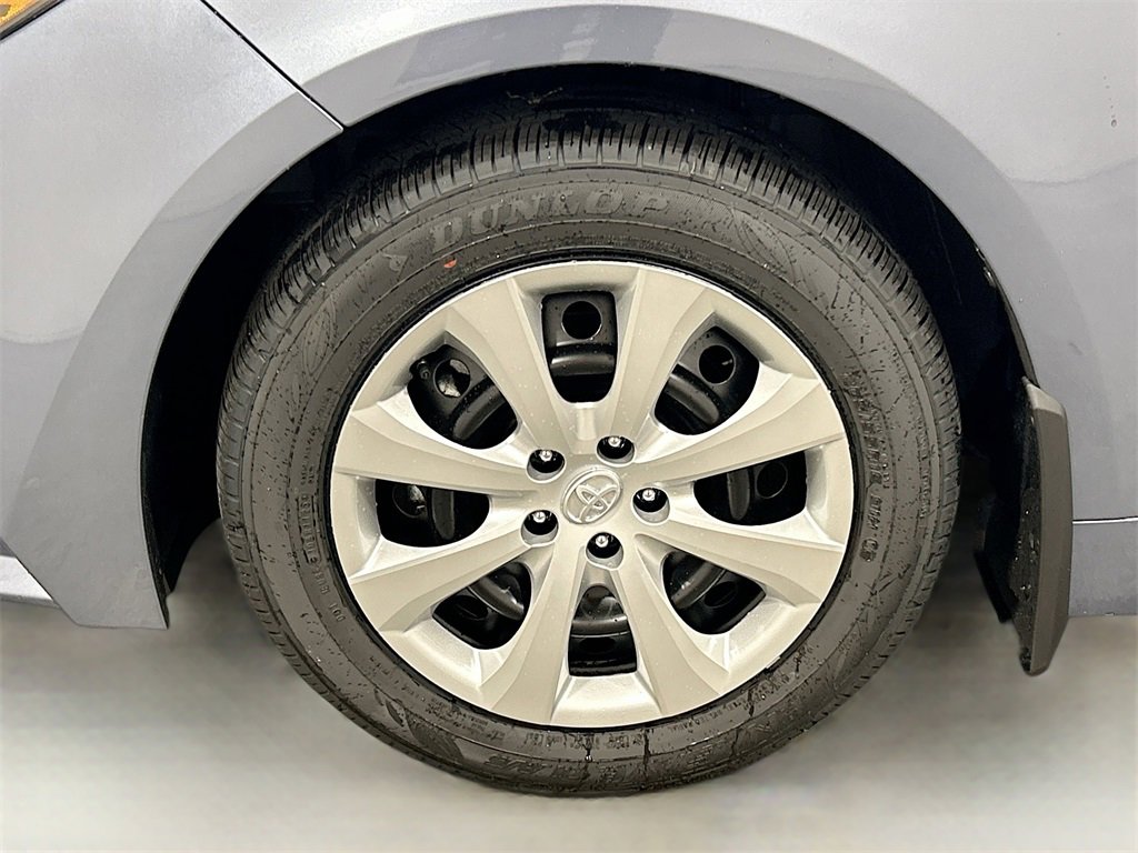 New 2025 Toyota Corolla LE image 9