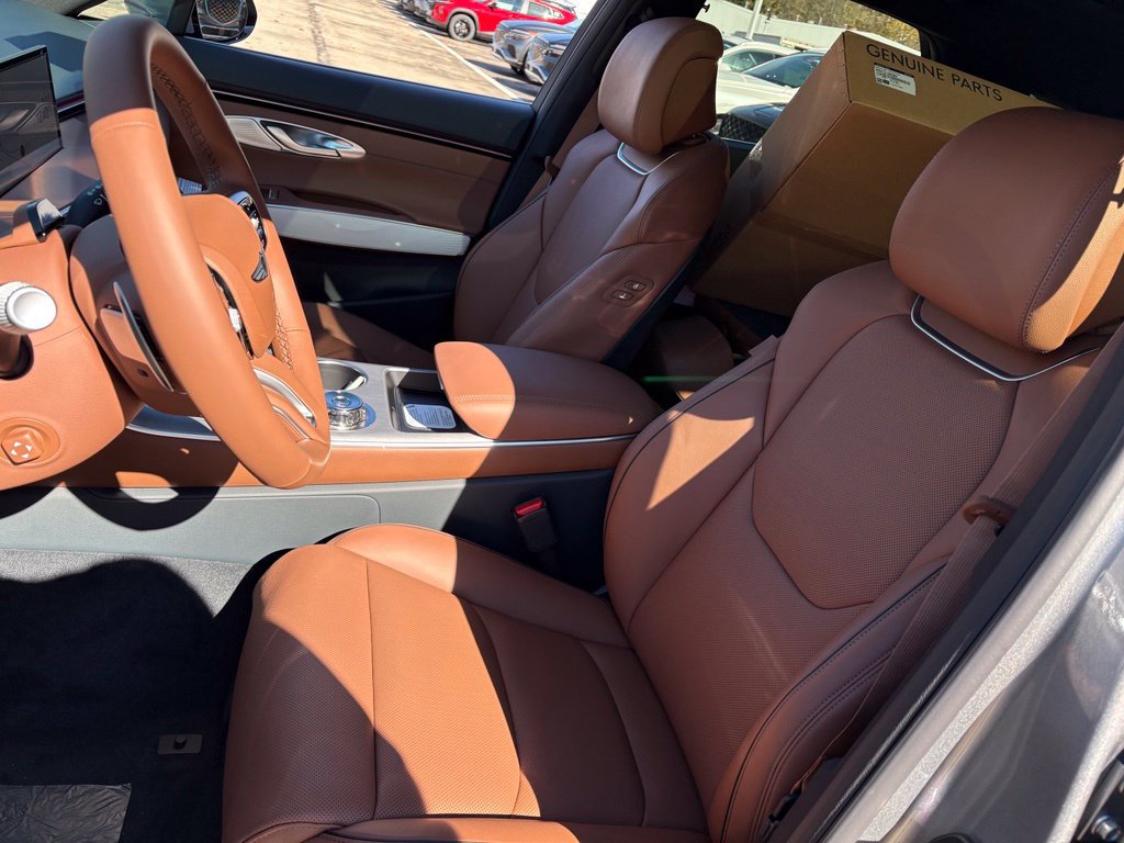 New 2027 Genesis GV70 2.5T Advanced AWD/4WD image 8