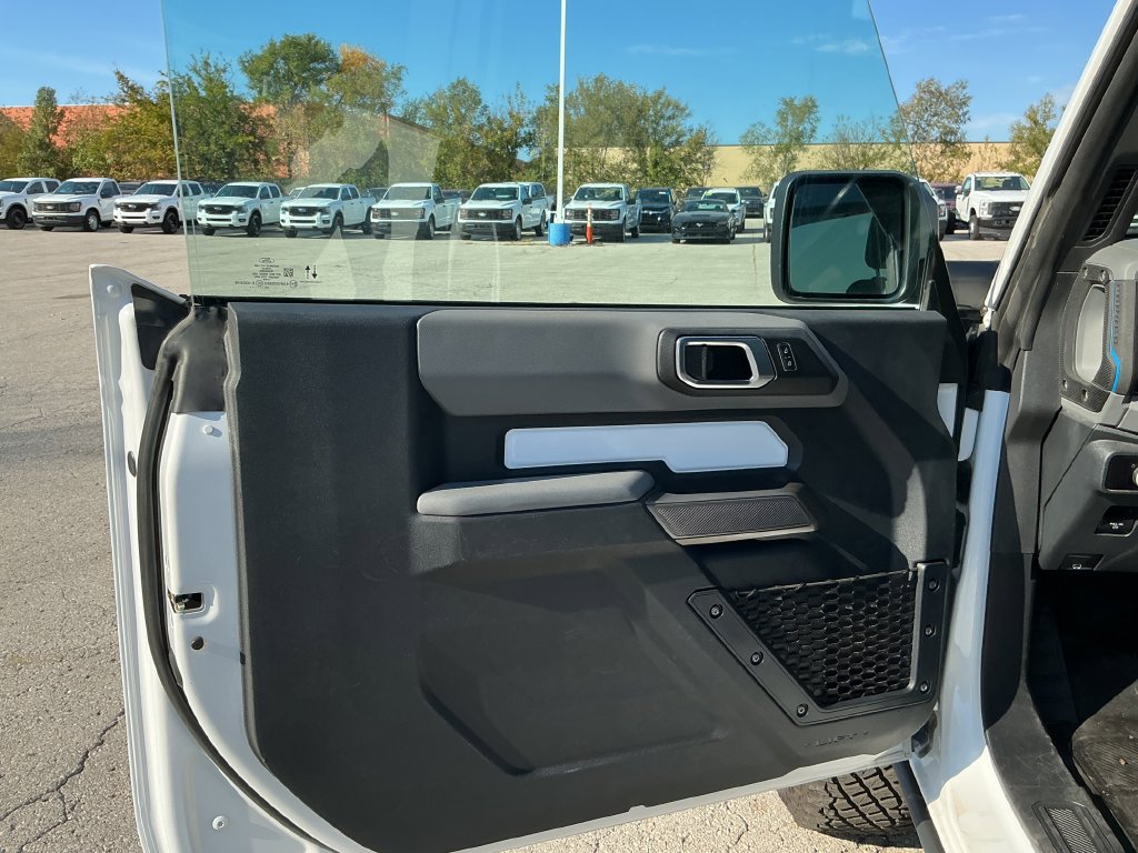 Used 2023 Ford Bronco Black Diamond w/ Sasquatch Package AWD/4WD image 18