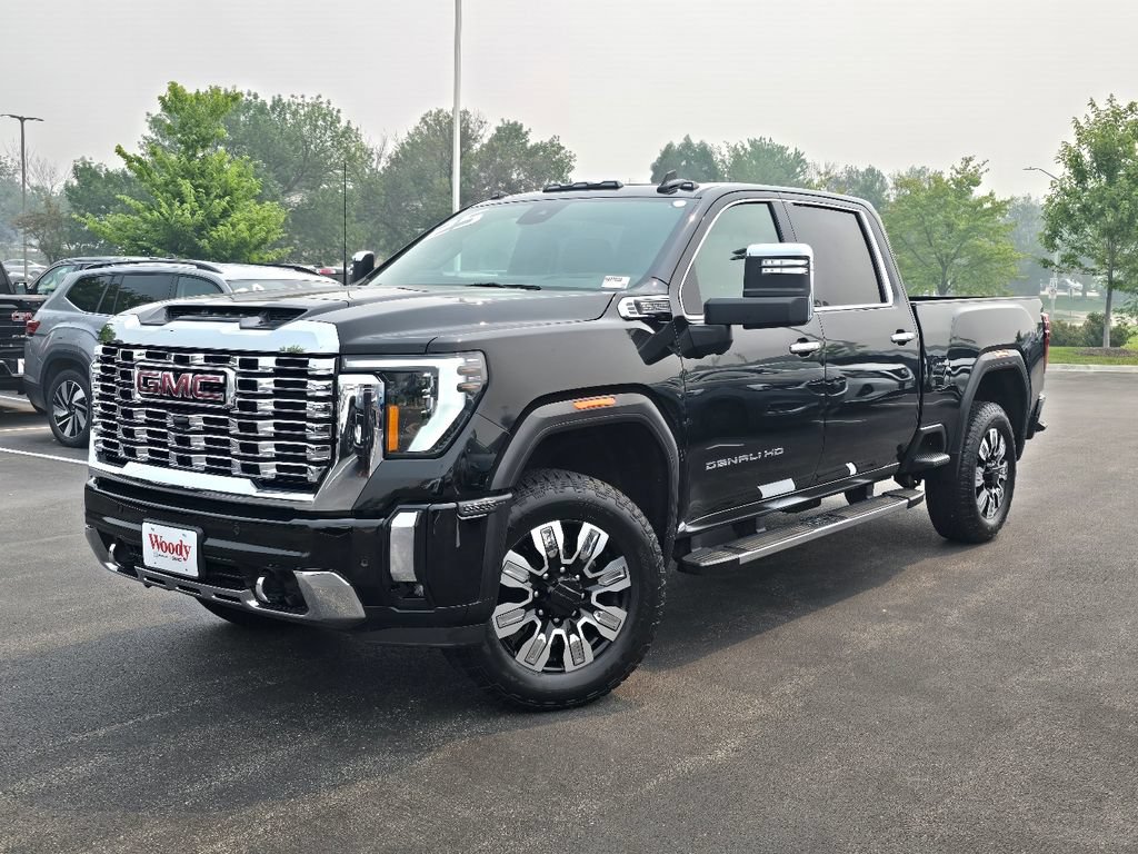 Certified 2025 GMC Sierra 2500 Denali w/ Denali Reserve Package AWD/4WD image 2