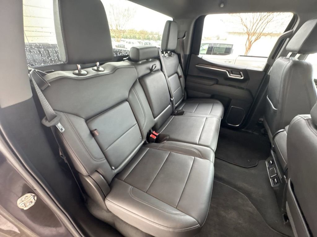 Certified 2025 GMC Sierra 1500 SLT image 27