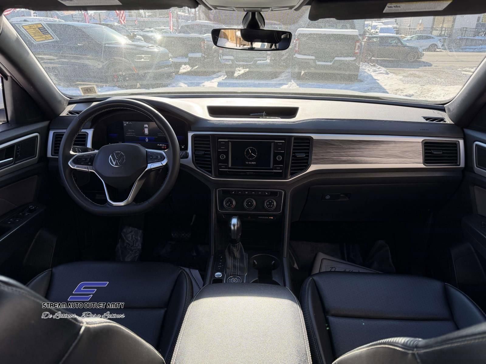 Used 2022 Volkswagen Atlas Cross Sport SE image 40