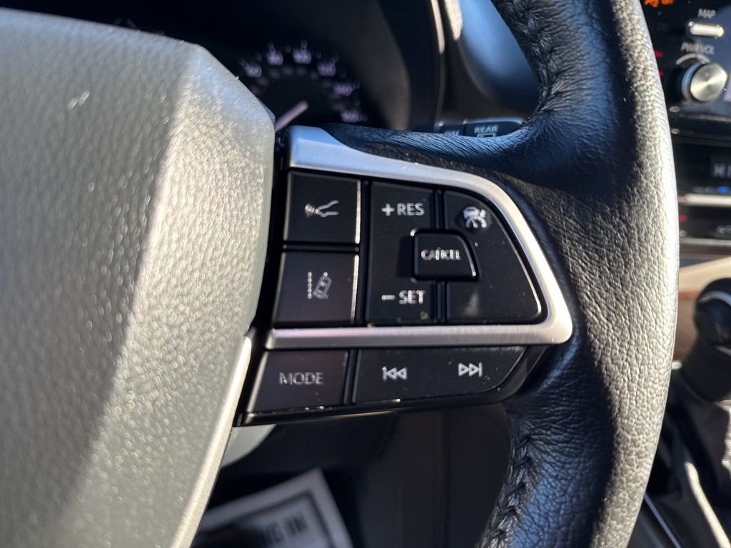 Used 2022 Toyota Sienna XLE image 23