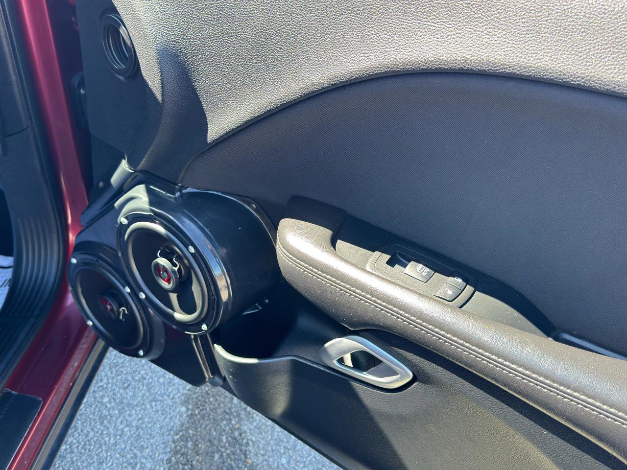 Used 2018 Dodge Challenger R/T image 35