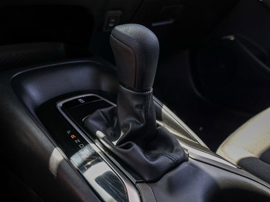 Used 2025 Toyota Corolla LE FWD image 30