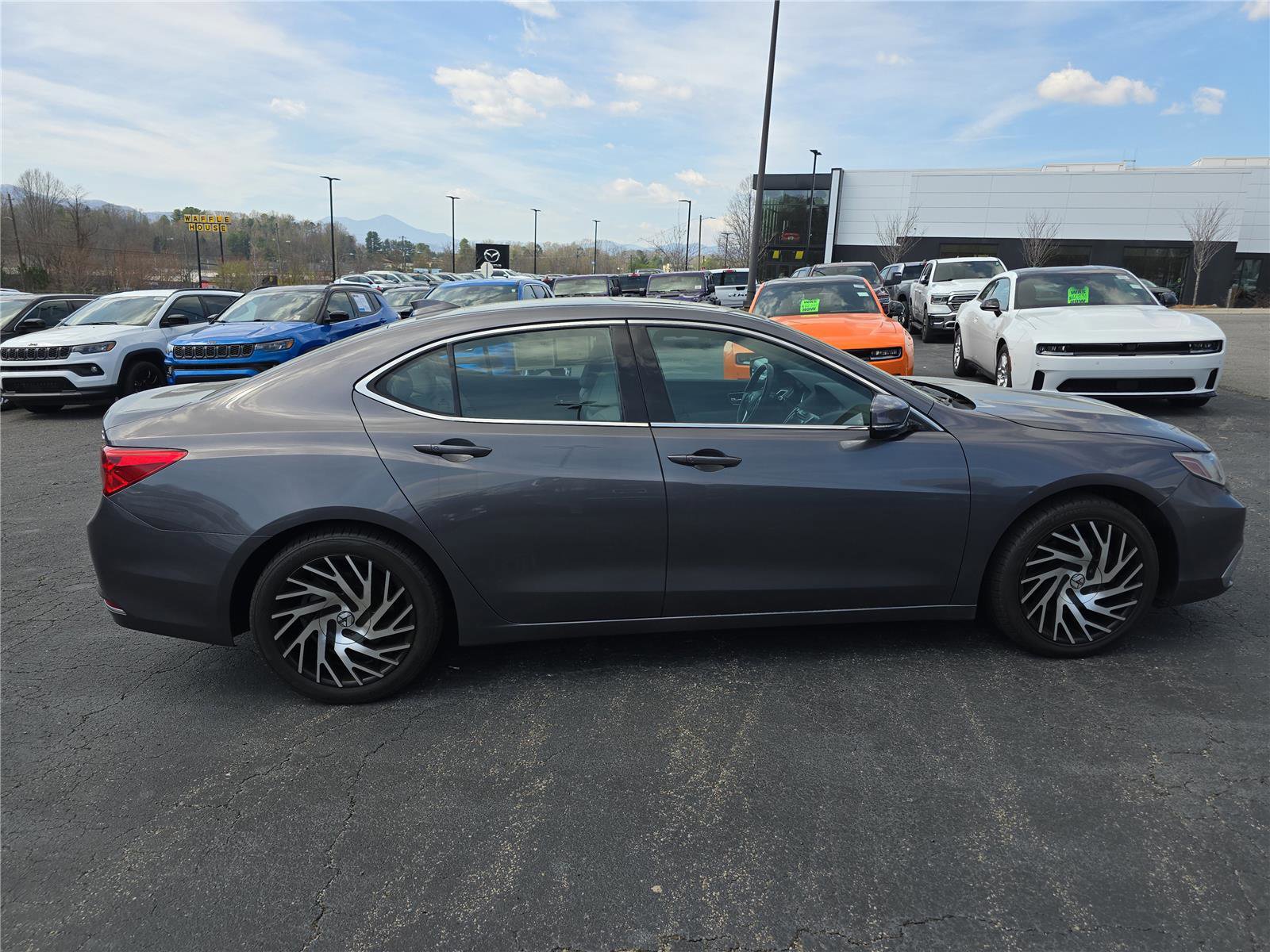 Used 2020 Acura TLX w/ Technology Package image 2
