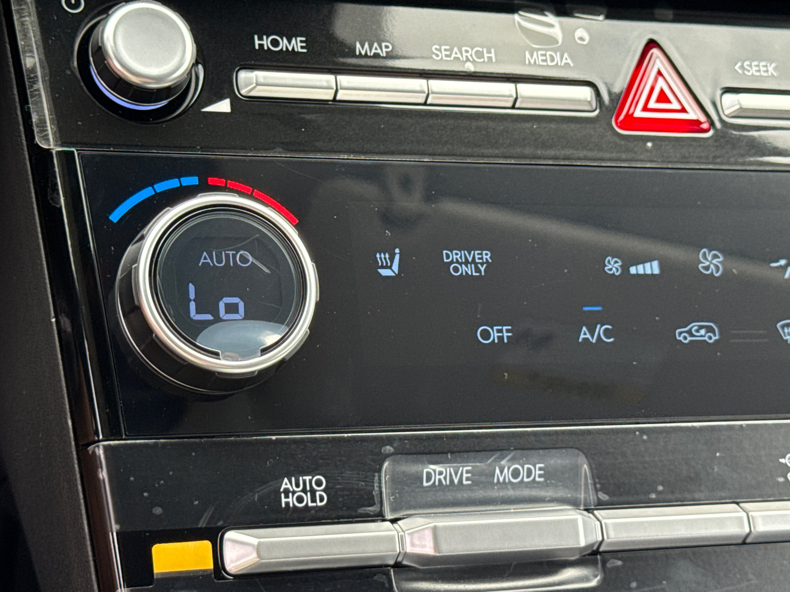 New 2026 Hyundai Santa Fe SEL image 24