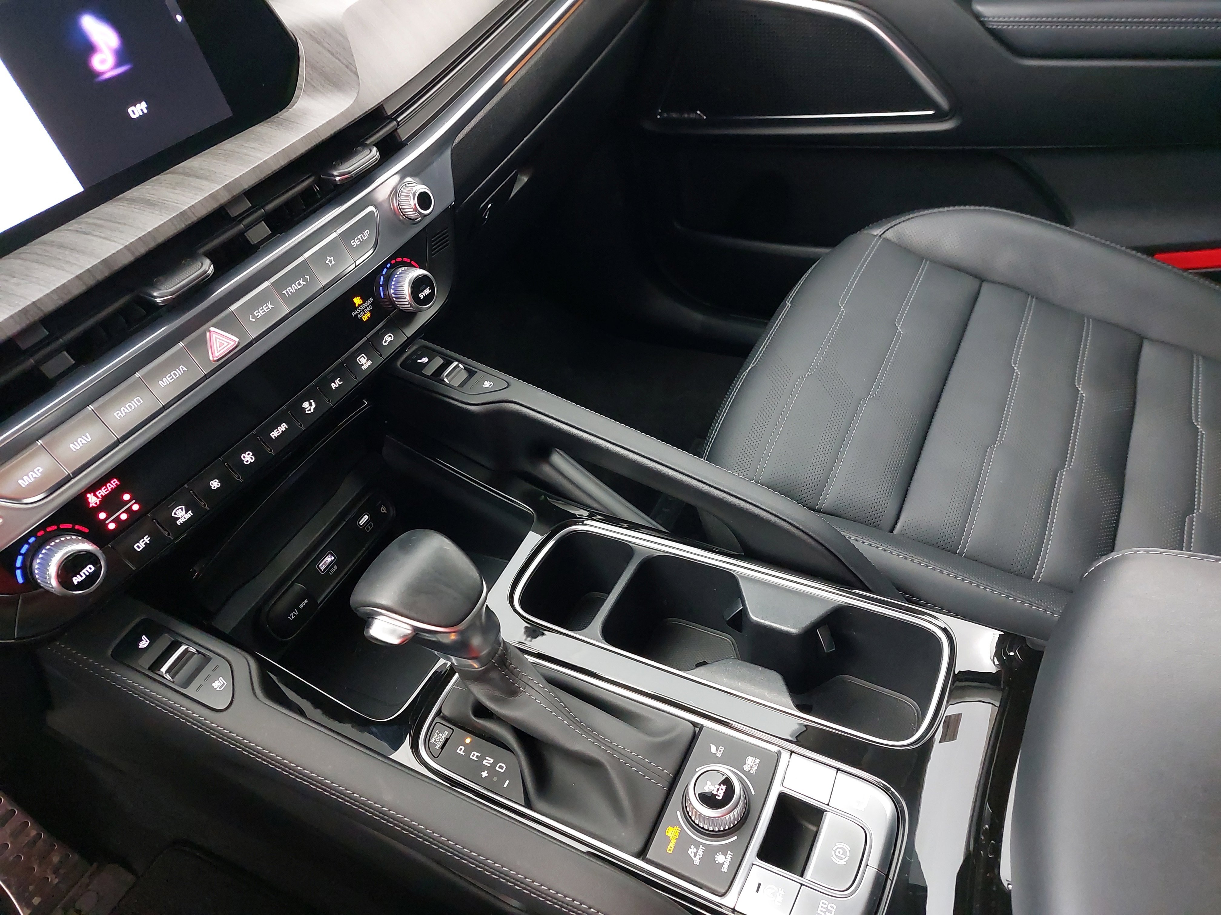 Used 2024 Kia Telluride SX Prestige image 29