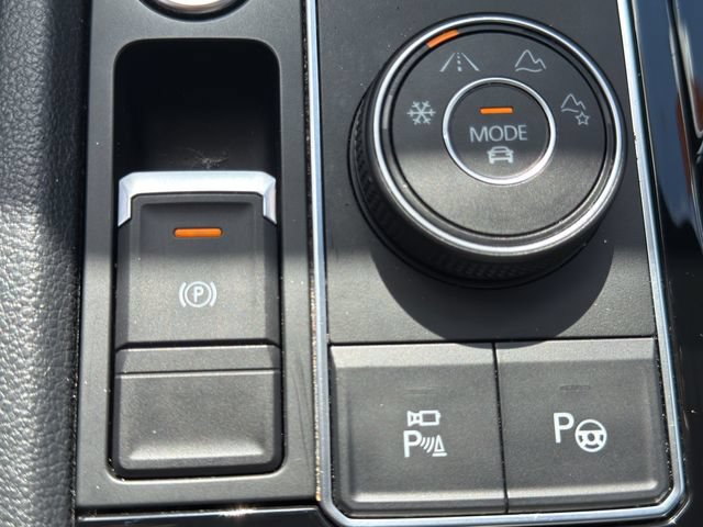Certified 2020 Volkswagen Atlas Cross Sport SEL Premium AWD/4WD image 21