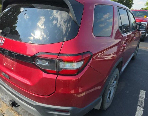 Used 2023 Honda Pilot EX-L image 3