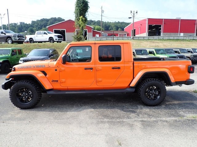 New 2025 Jeep Gladiator Sport image 2