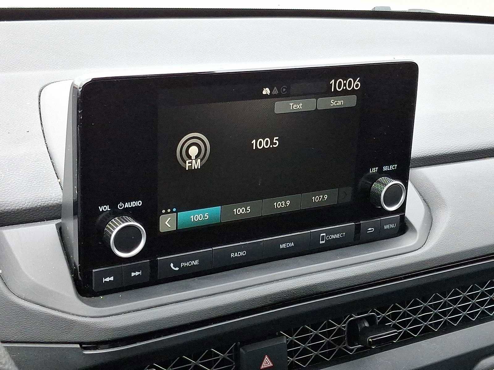 Used 2024 Honda Accord LX image 19