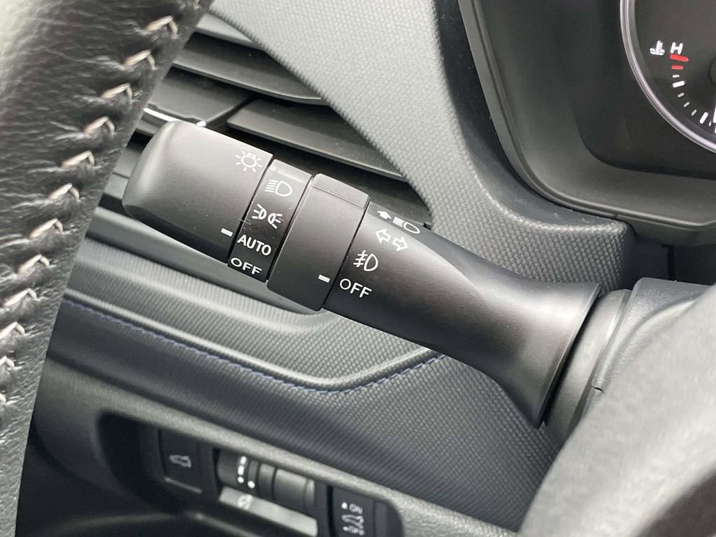 Used 2025 Subaru Forester Premium image 13