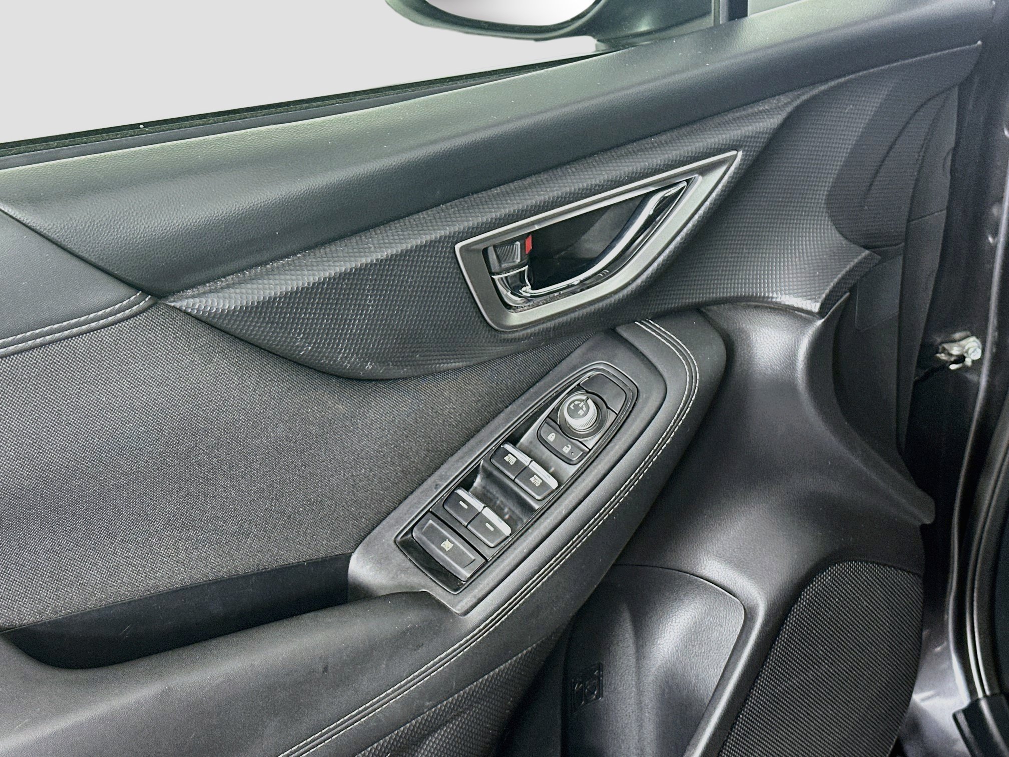 Used 2019 Subaru Forester Premium AWD/4WD image 15