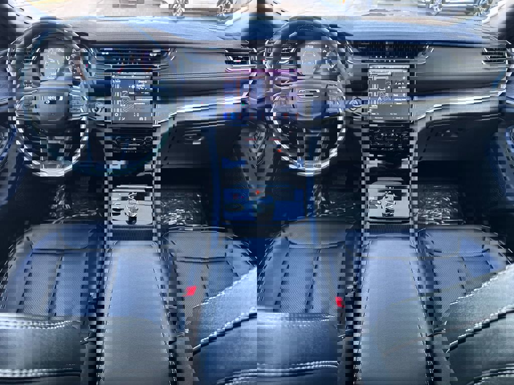 Used 2024 Jeep Grand Cherokee L Limited w/ Luxury Tech Group II image 19