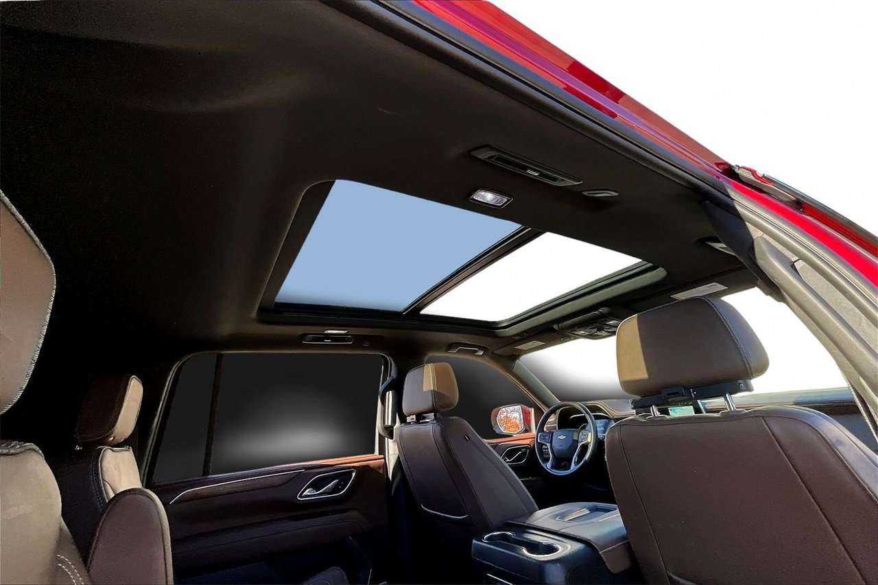 Used 2024 Chevrolet Suburban High Country image 15