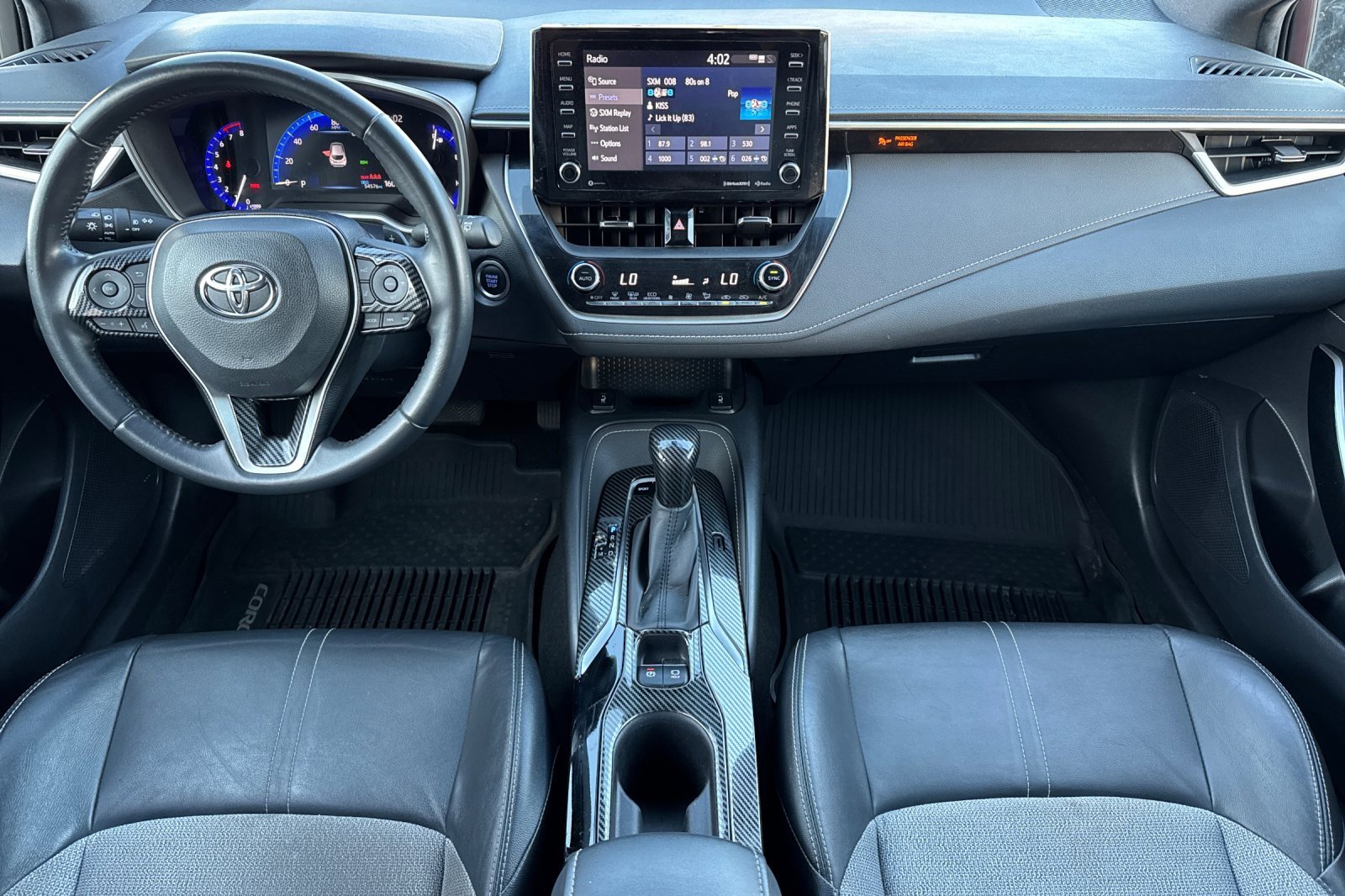 Used 2020 Toyota Corolla XSE image 4