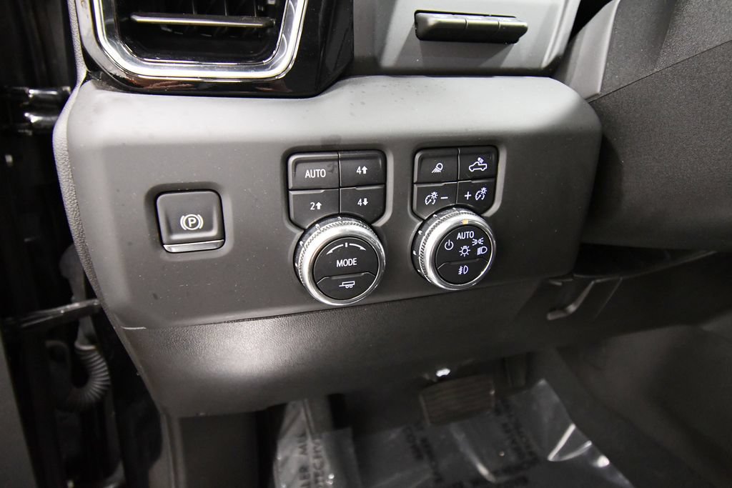 Used 2025 GMC Sierra 2500 Denali w/ Technology Package AWD/4WD image 20