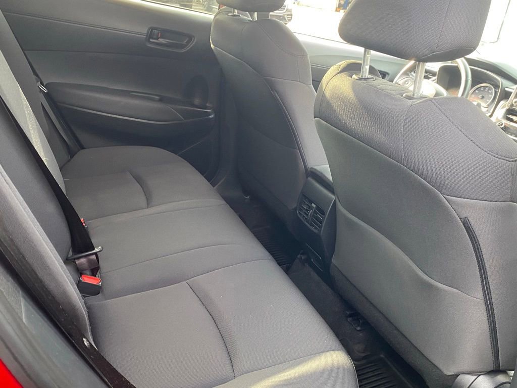 Used 2022 Toyota Corolla Cross LE image 17