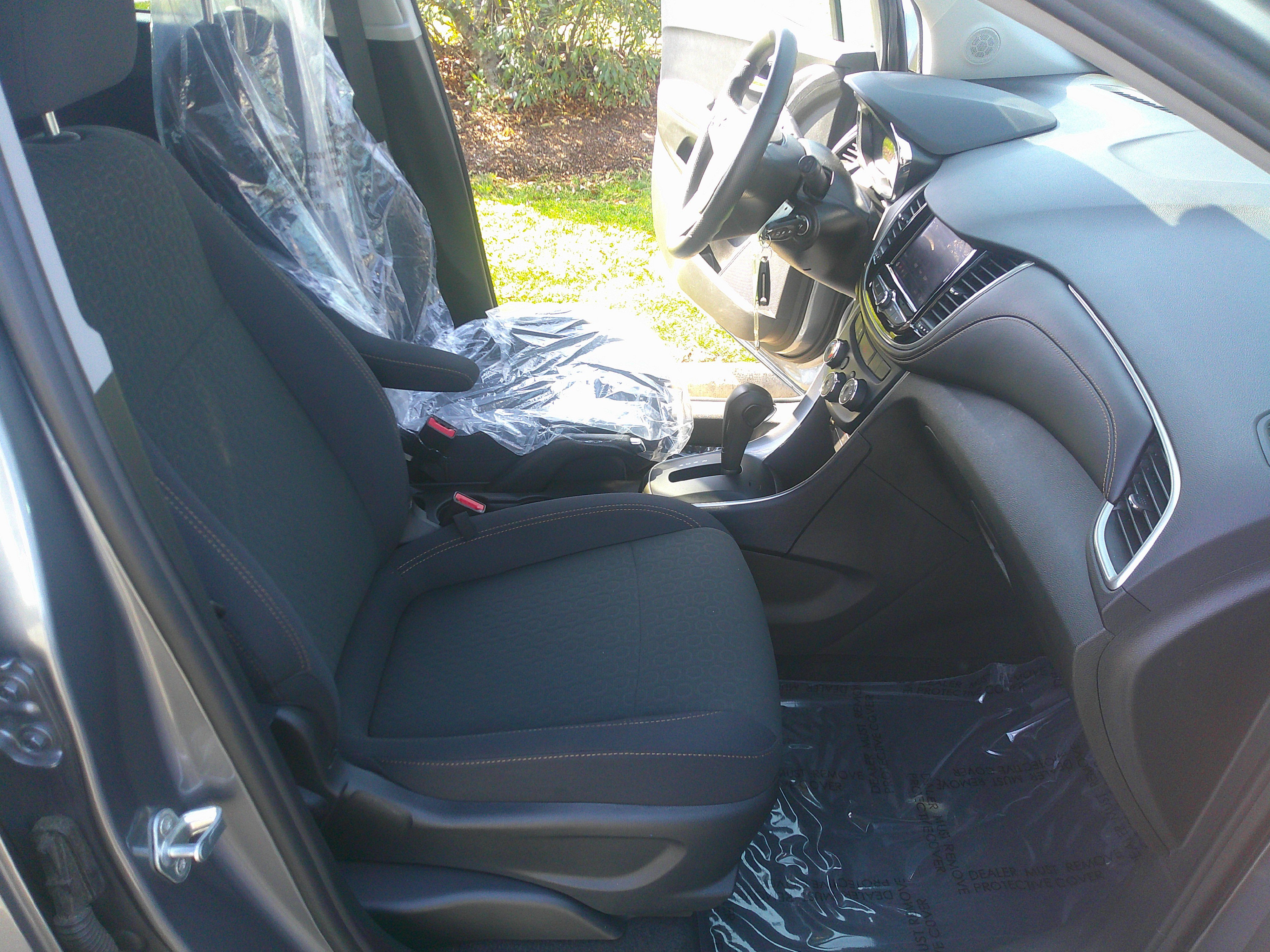 Used 2020 Chevrolet Trax LS w/ Tint and Cruise Package image 35