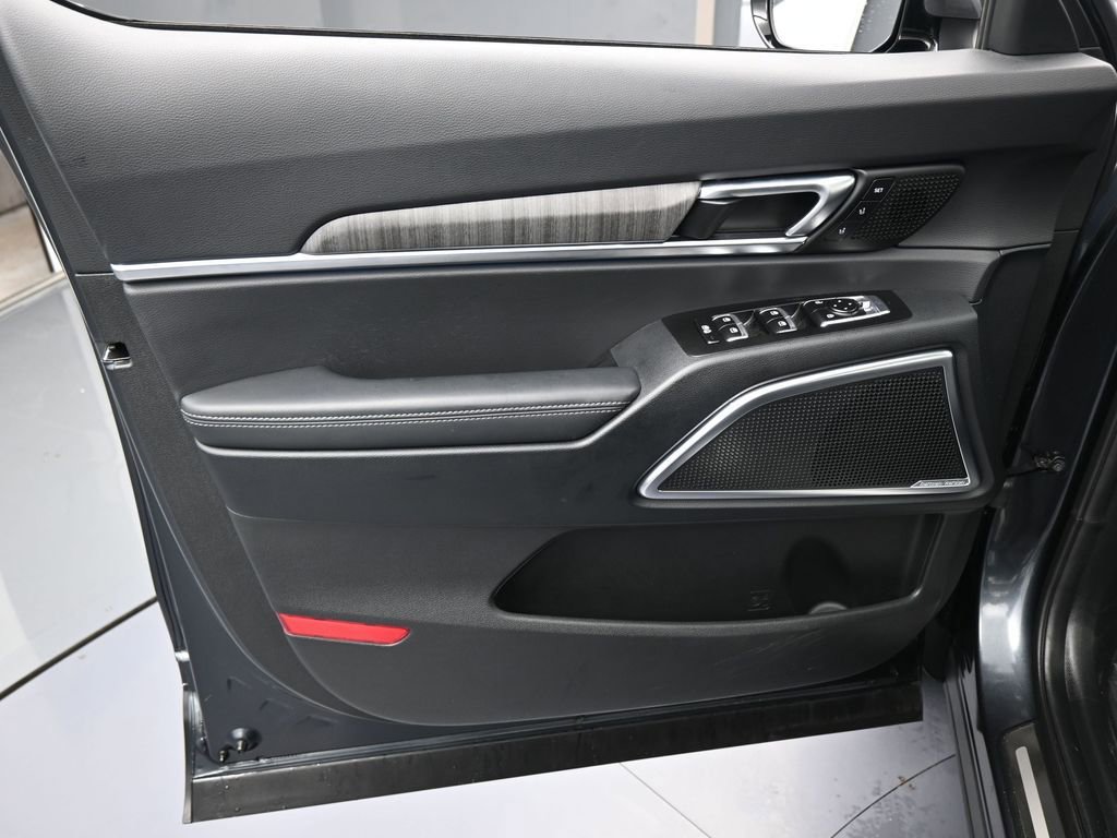 Used 2024 Kia Telluride SX image 13