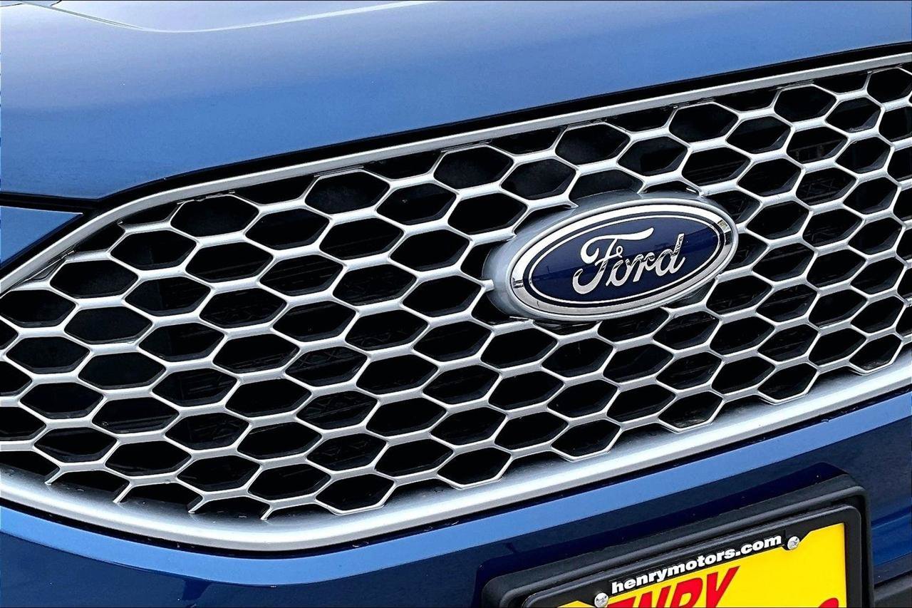 Used 2023 Ford Edge SE AWD/4WD image 32