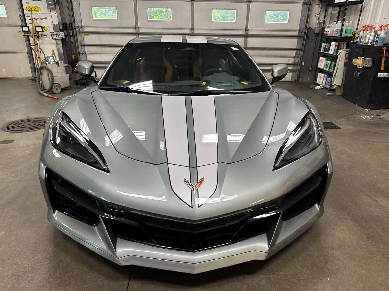 Used 2024 Chevrolet Corvette Z06 w/ Chrome Exterior Badge Package RWD image 3