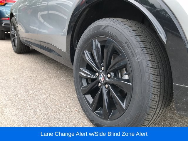 Used 2025 Buick Envista Sport Touring w/ Convenience I Package FWD image 12