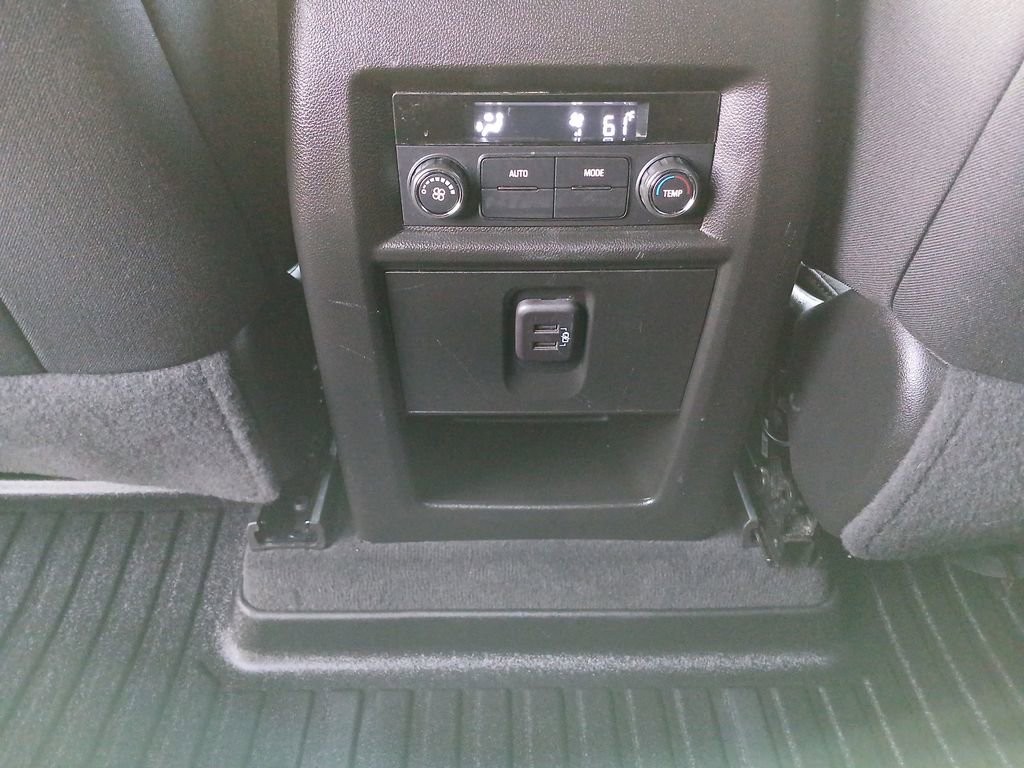 Certified 2023 Chevrolet Traverse LT image 22