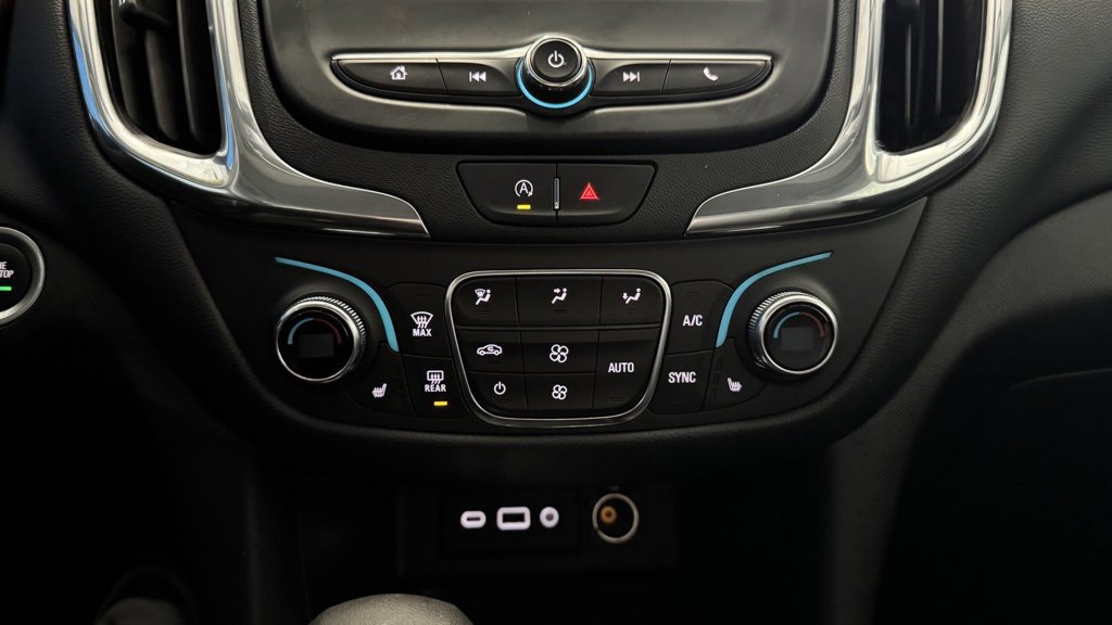 Used 2023 Chevrolet Equinox LT image 24