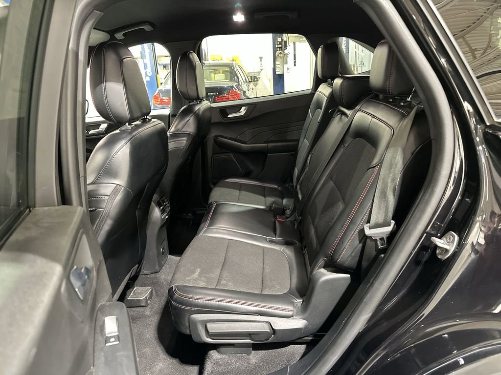 Used 2024 Ford Escape ST-Line image 23
