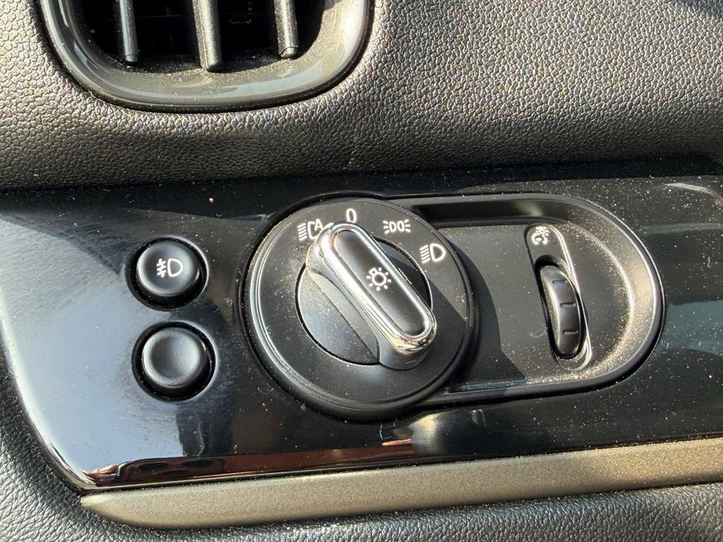 Used 2022 MINI Cooper Countryman image 32