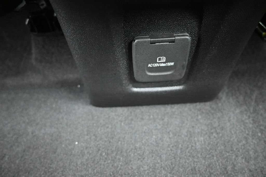 Used 2022 Chevrolet Equinox Premier FWD image 15