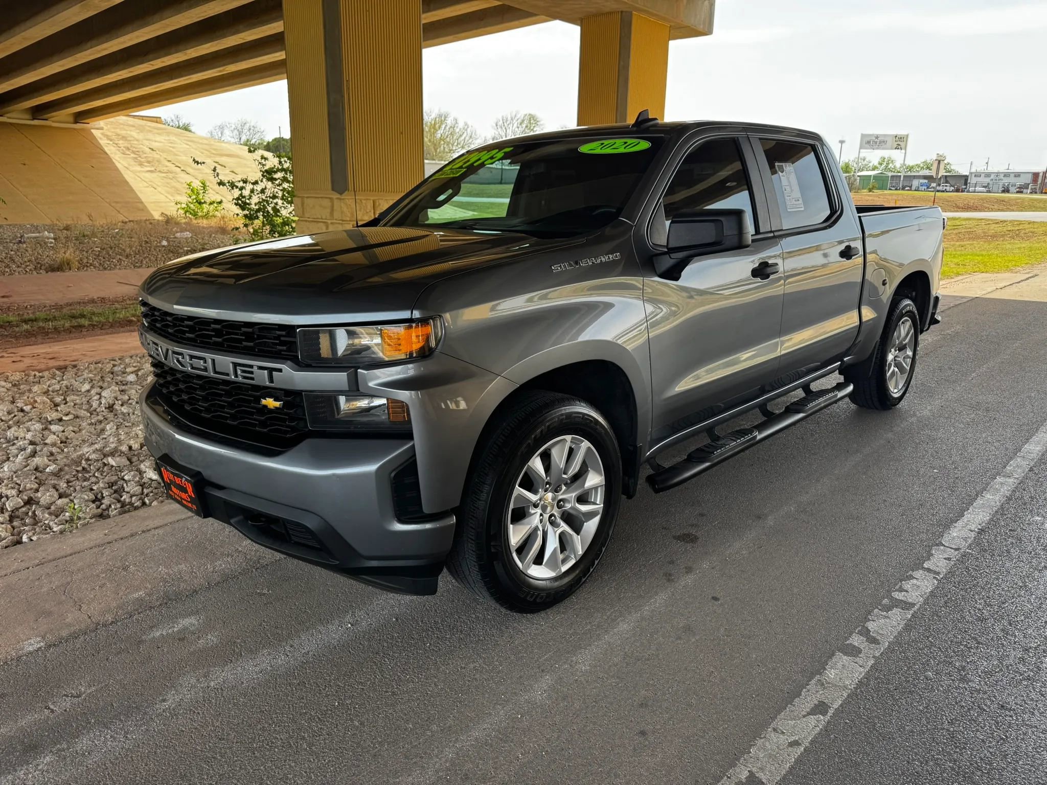 Used 2020 Chevrolet Silverado 1500 Custom w/ Trailering Package image 7
