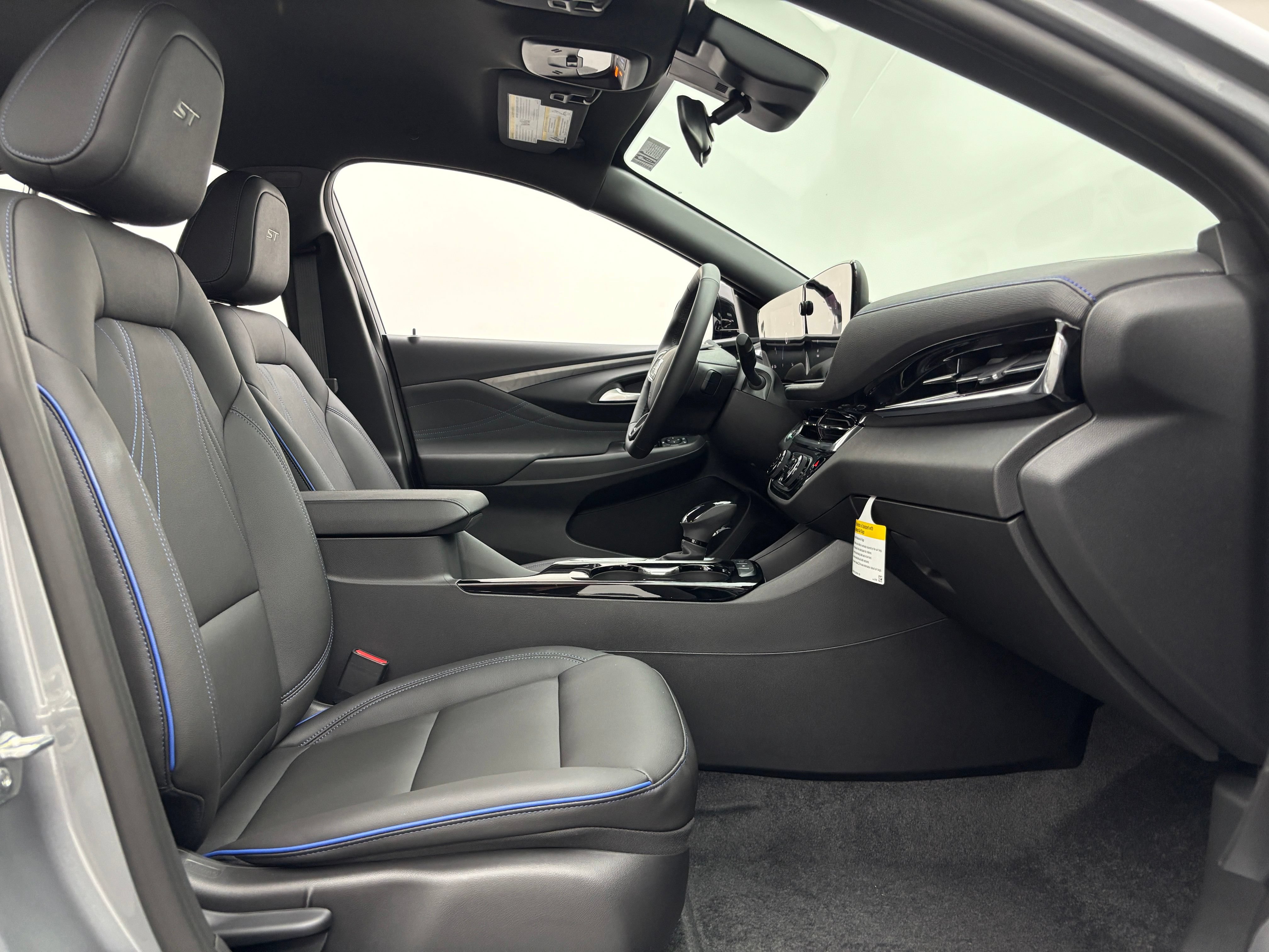 New 2026 Buick Envista Sport Touring w/ Convenience I Package FWD image 29