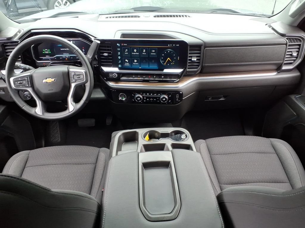 Used 2023 Chevrolet Silverado 1500 LT AWD/4WD image 23