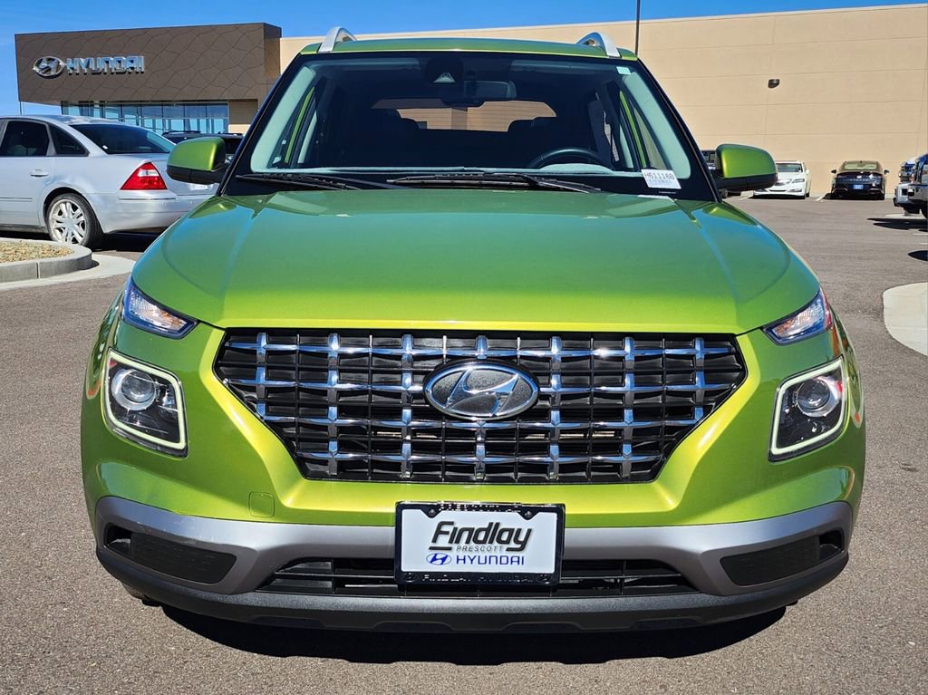 Certified 2021 Hyundai Venue SEL w/ Premium Package image 9