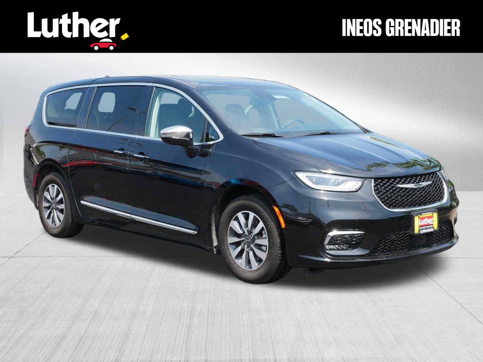 Used 2023 Chrysler Pacifica Limited