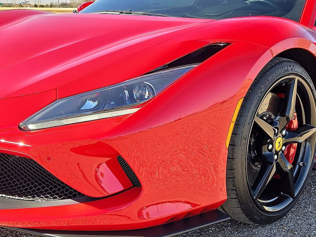 Used 2020 Ferrari F8 Tributo image 11
