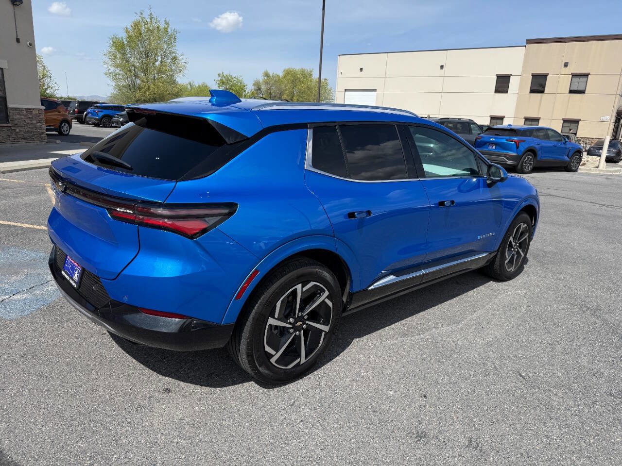 Used 2024 Chevrolet Equinox EV LT w/ LPO, All-Weather Mat Package image 8