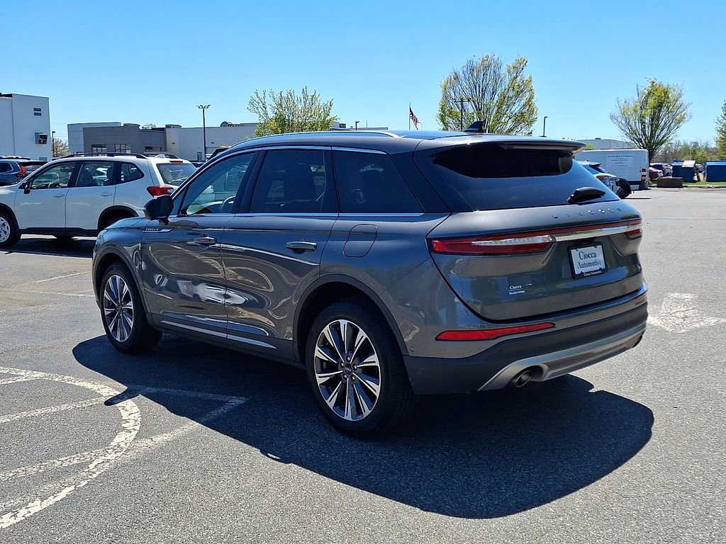 Used 2022 Lincoln Corsair Reserve w/ Equipment Group 201A AWD/4WD image 7