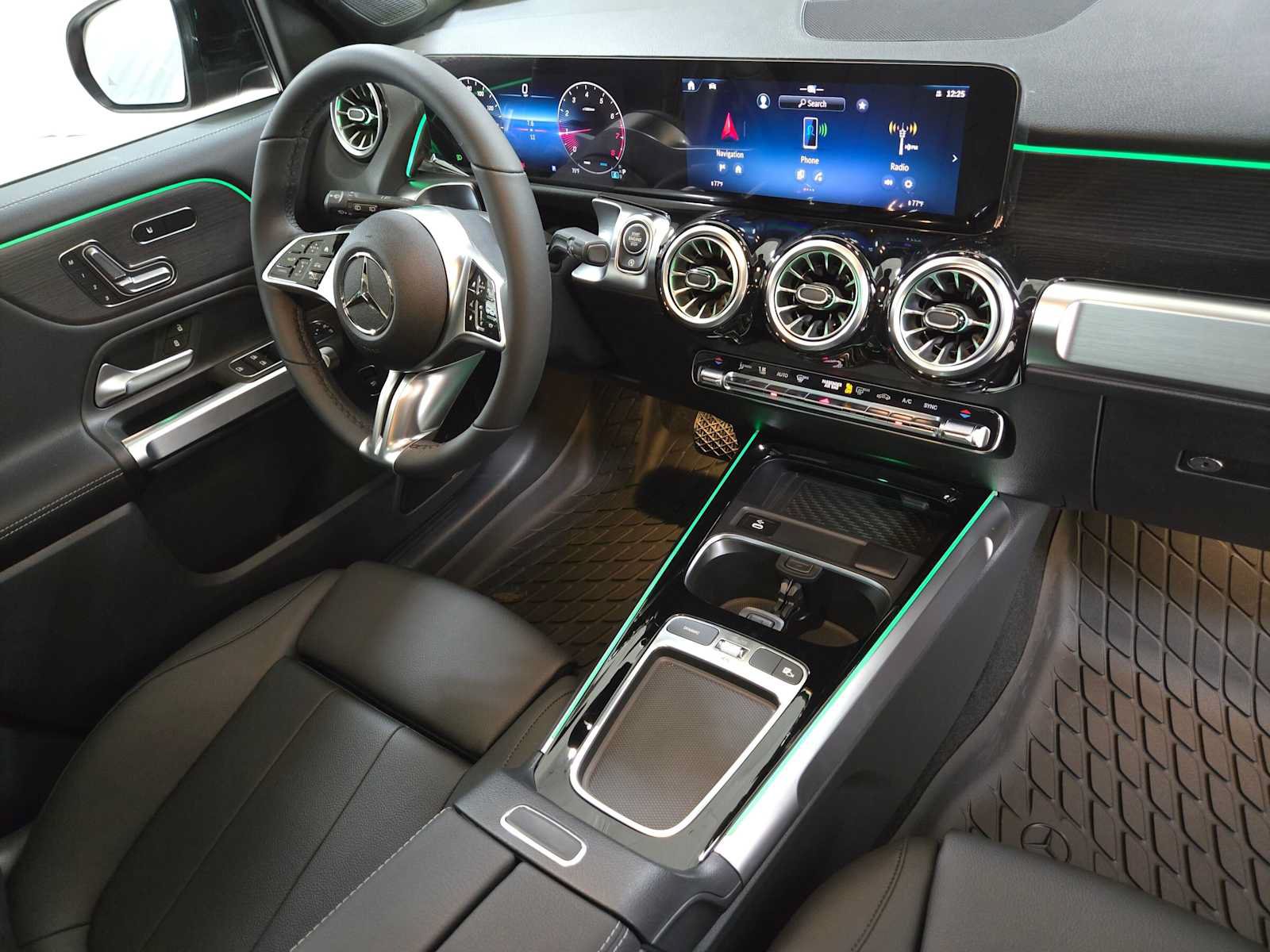 New 2026 Mercedes-Benz GLB 250 4MATIC image 10